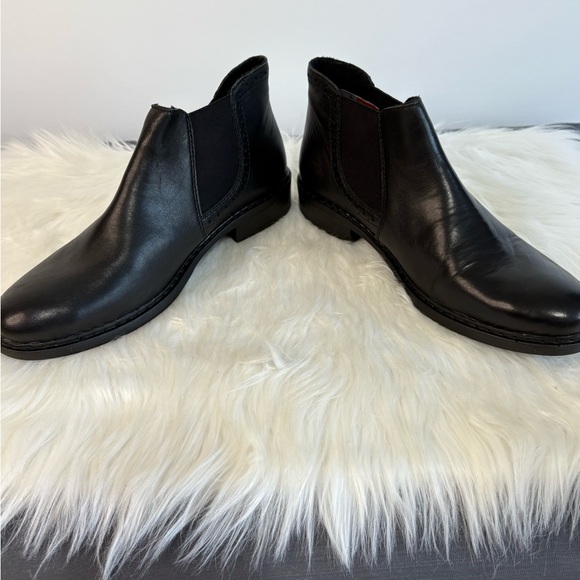 Rieker Women's Black Ankle Boots - Picture 4 of 8